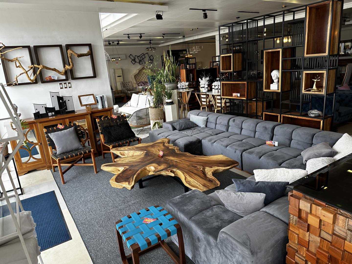 Matt Mason Furniture, Cavite