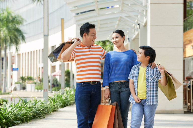 Malls in the South: Your Guide to Shopping, Dining, and More!